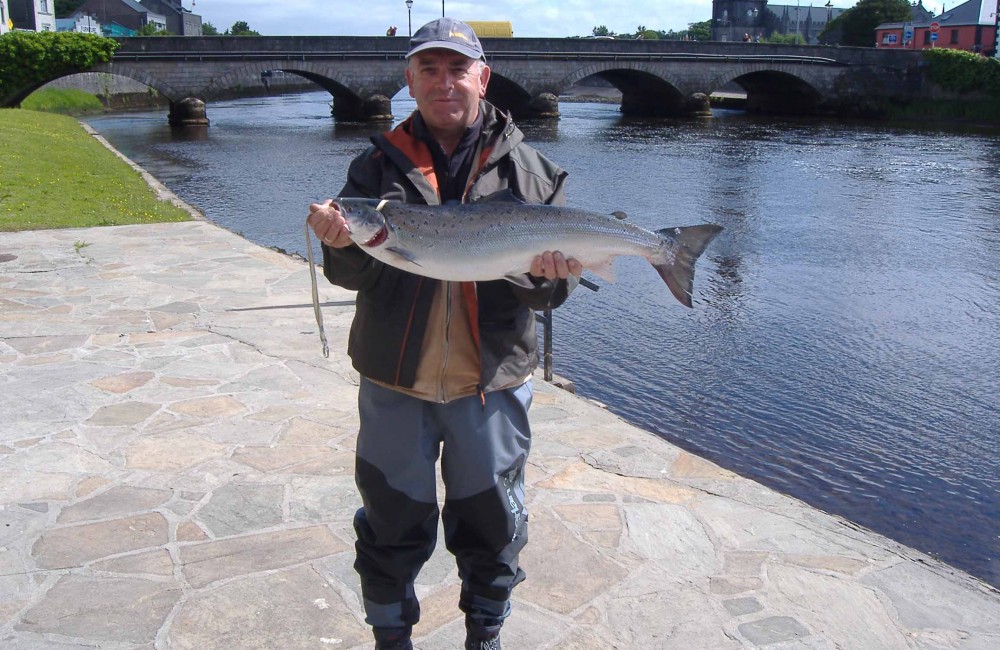 Fernando Ferreno, Spain, with his 9.5 lbs. Cathedral Beat fish